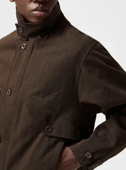 Stand-collar chevron twill jacket