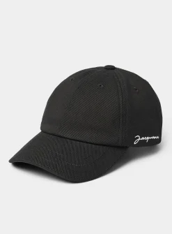 Streamlined logo cap