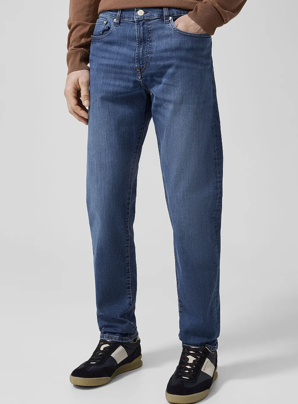 Stretch organic cotton tapered jean