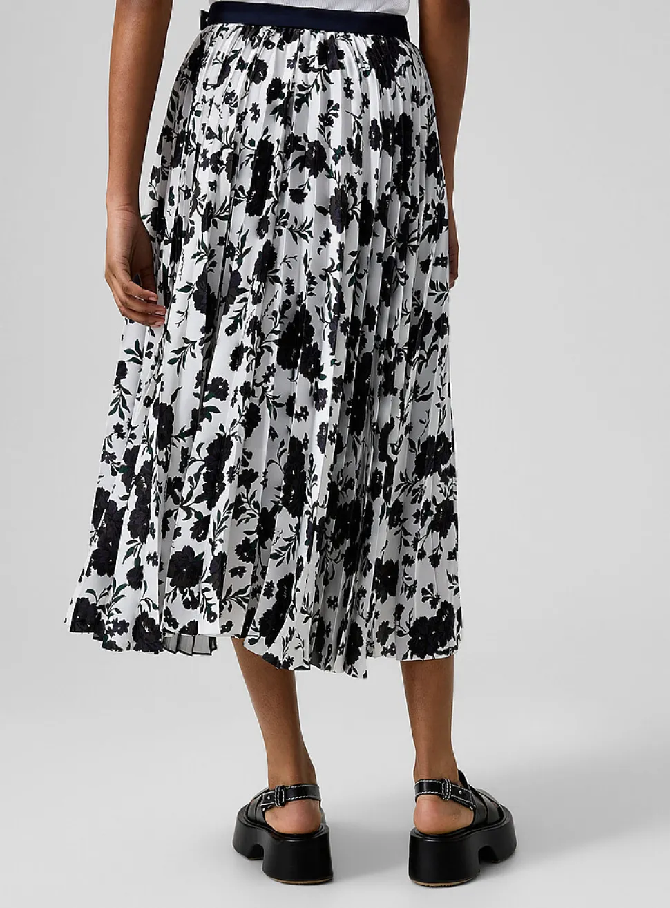 Stripes and flowers pleated midi skirt