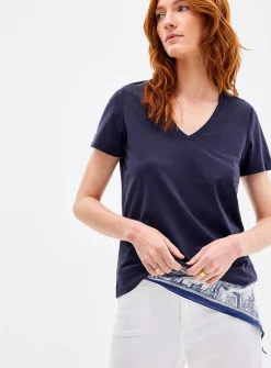 SUPIMA® cotton V-neck T-shirt