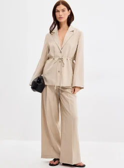 Thin belt flowy hammered blazer