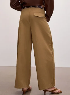 Tie-belt stretch twill barrel-leg pant
