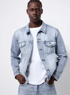 Trucker jean jacket