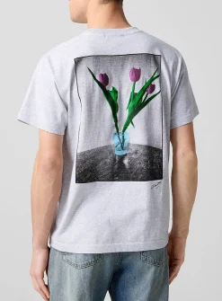 Tulip bouquet pocket T-shirt