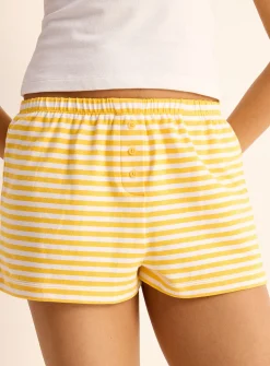 Ultra-comfortable three-button pyjama mini short