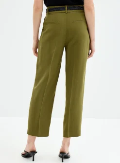 Universal belted fluid pant