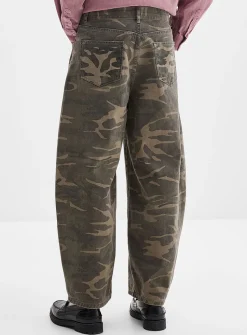 Washed camo XL jean