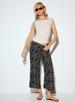 Wavy lines lightweight cropped pant