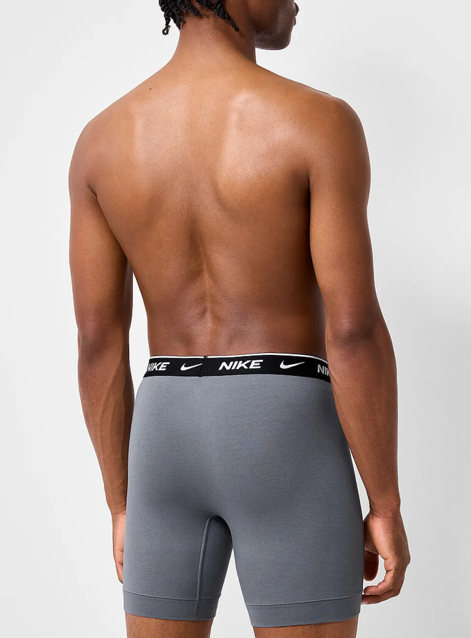 6" white-logo boxer briefs