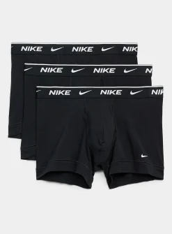 4" white-logo stretch boxer briefs