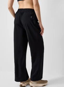 Wide-leg stretch weave pant