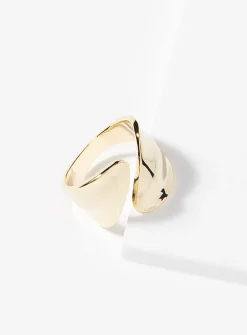 Wrap-around ring