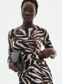 Zebra mesh round-collar top